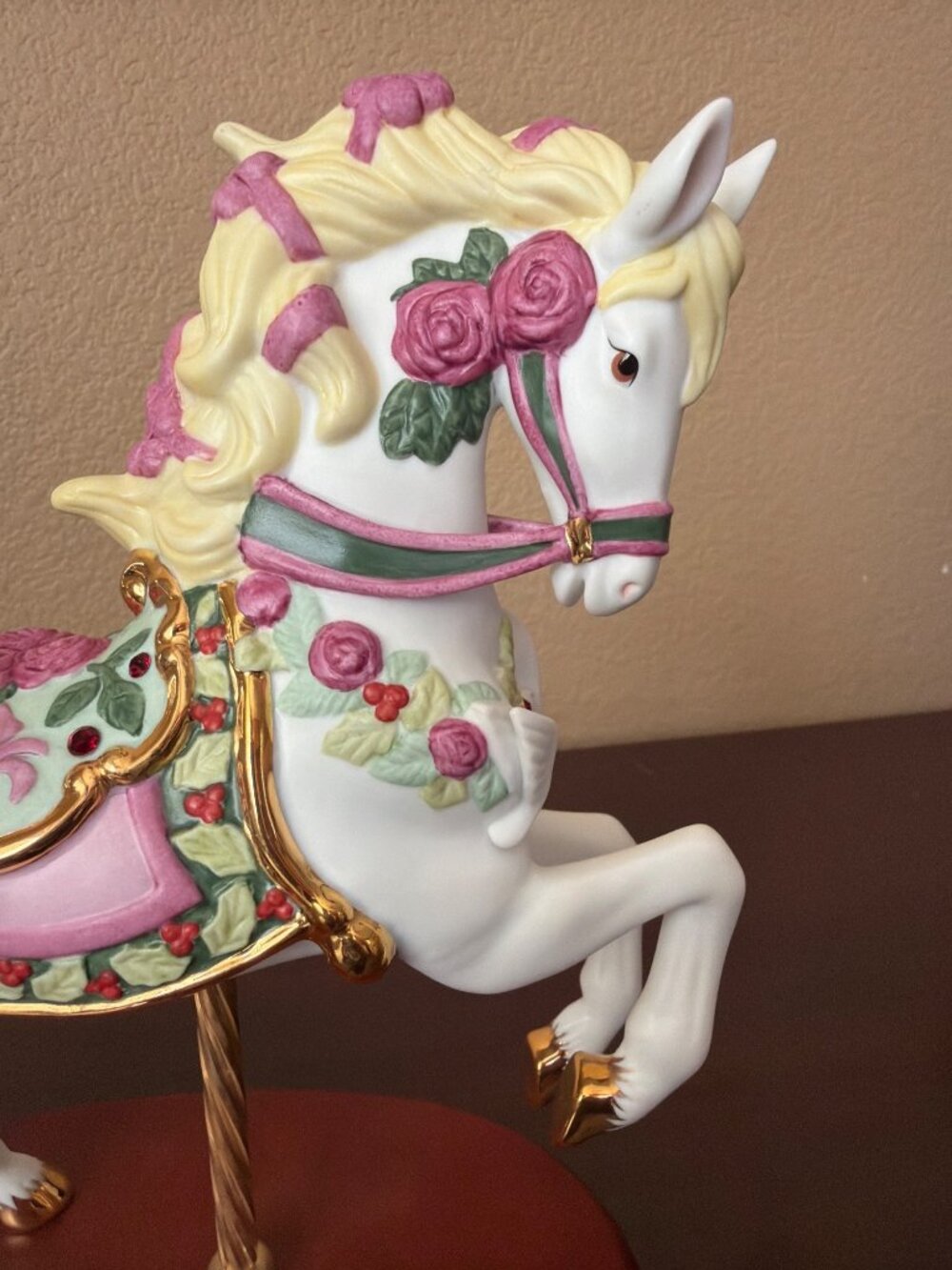 2009 Lenox Limited Edition "Rubies & Roses" Porcelain Carousel Horse w/FLAW - Picture 11 of 16